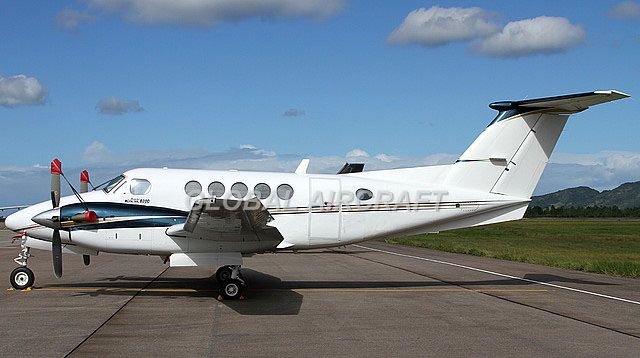 BEECHCRAFT KING AIR B200 2000 BEECHCRAFT KING AIR B200 2000