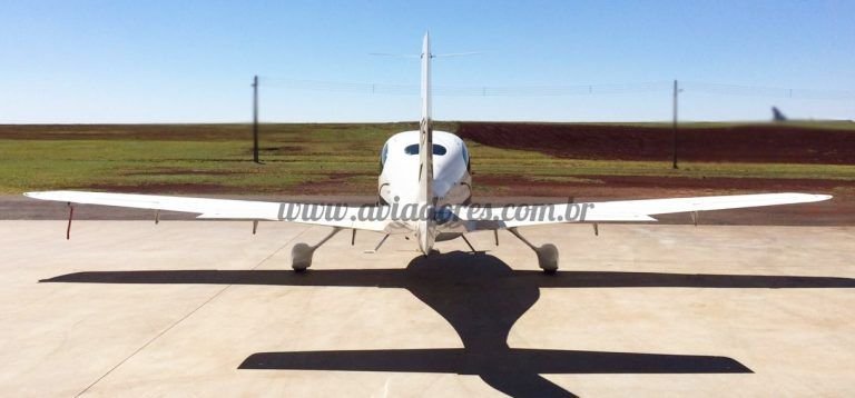 Cirrus SR20 G2 GTS 2006 Cirrus SR20 G2 GTS 2006