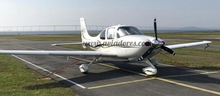 Cirrus SR20 G2 GTS 2006 Cirrus SR20 G2 GTS 2006