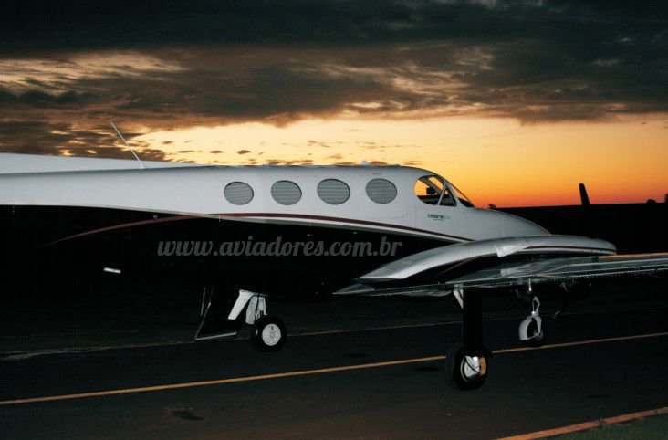 CESSNA 340A 1977 CESSNA 340A 1977