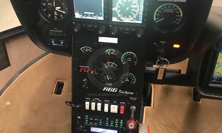 ROBINSON R66 2015 ROBINSON R66 2015