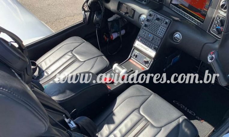 CIRRUS SR22T Turbo Grand 2015 CIRRUS SR22T Turbo Grand 2015