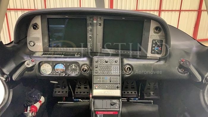 CIRRUS SR22 G5 Grand 2014 CIRRUS SR22 G5 Grand 2014