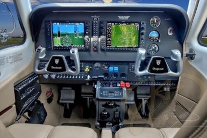 BARON G58 2015 BARON G58 2015