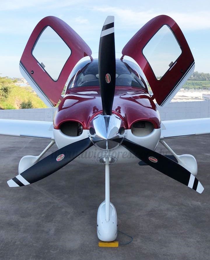 CIRRUS SR22 GTS 2010 CIRRUS SR22 GTS 2010