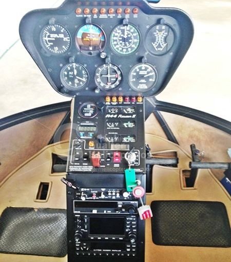 R44 Raven II 2011 R44 Raven II 2011