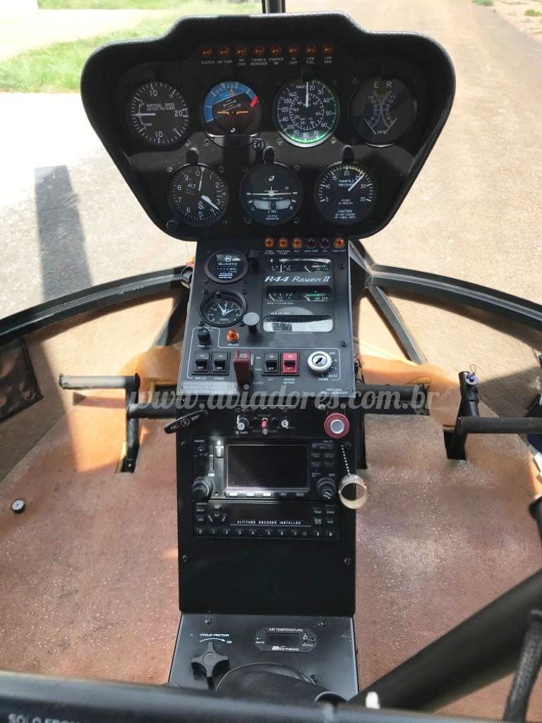 R44 Raven II 2010 R44 Raven II 2010
