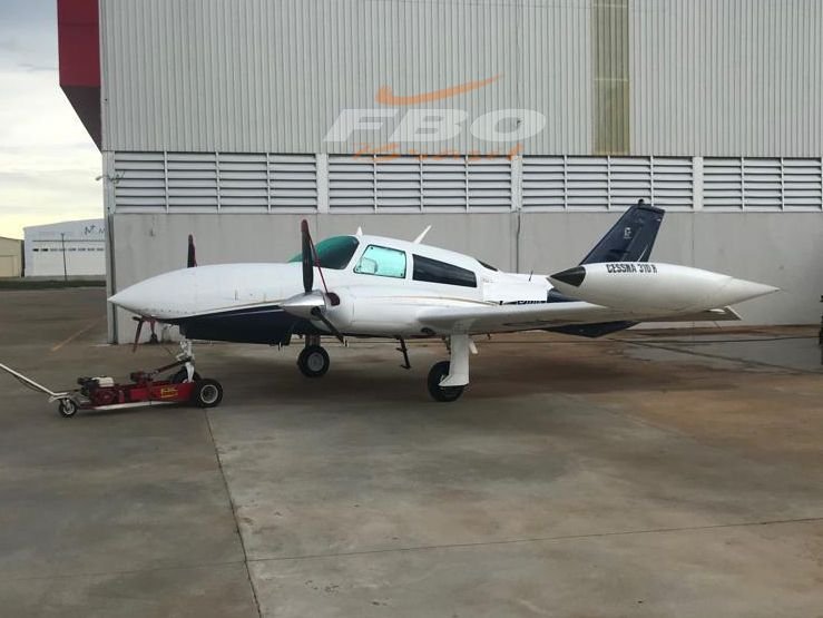 Cessna 310R 1980 Impecável Cessna 310R 1980 Impecável