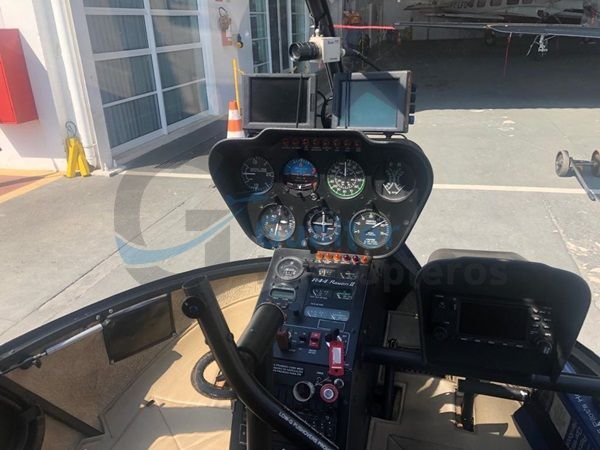 R44 Raven II Newscopter 2009 R44 Raven II Newscopter 2009