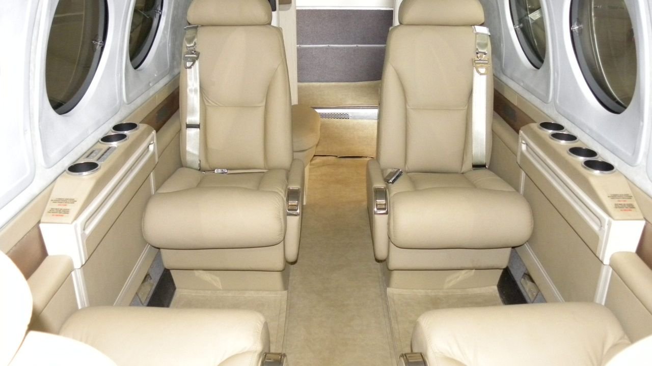 REVITALIZAÇÃO DE INTERIORES – SOLOJET AVIAÇAO REVITALIZAÇÃO DE INTERIORES – SOLOJET AVIAÇAO