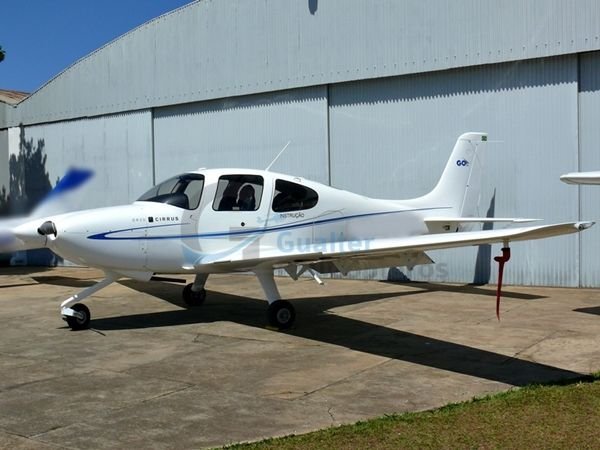 Cirrus SR20 2011 Cirrus SR20 2011