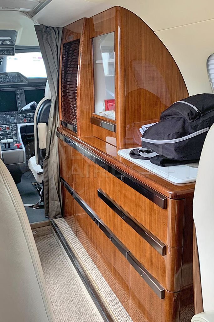Embraer Phenom 300 2013 Embraer Phenom 300 2013