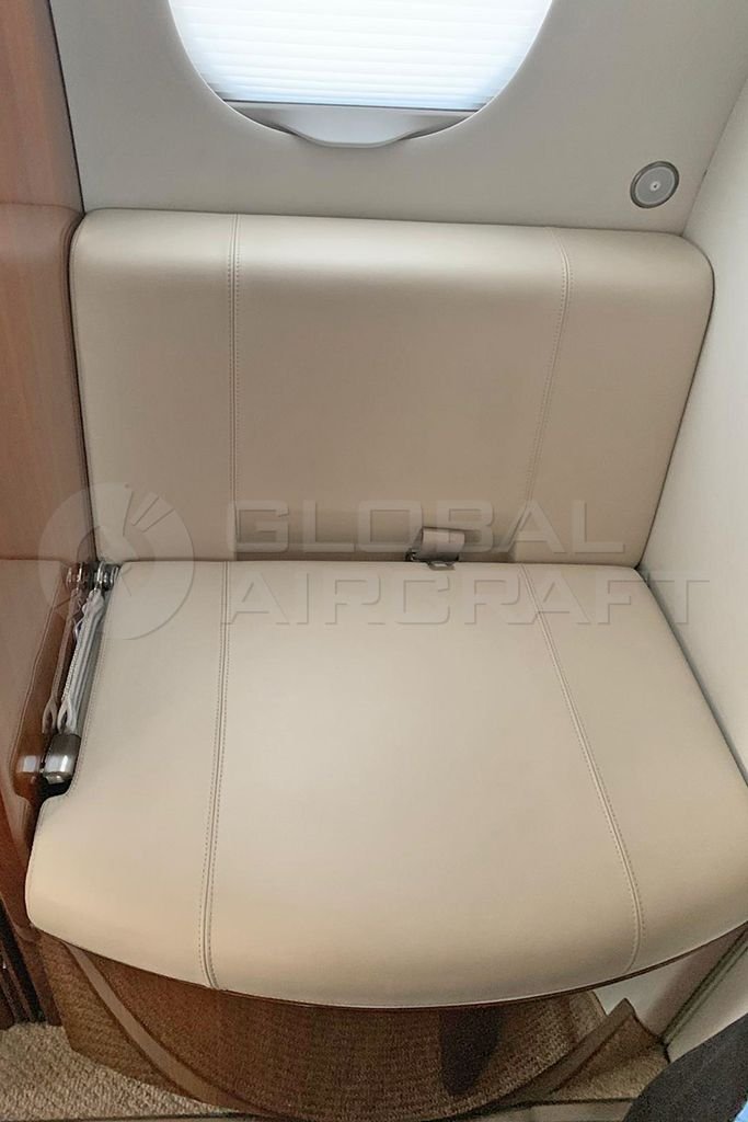 Embraer Phenom 300 2013 Embraer Phenom 300 2013