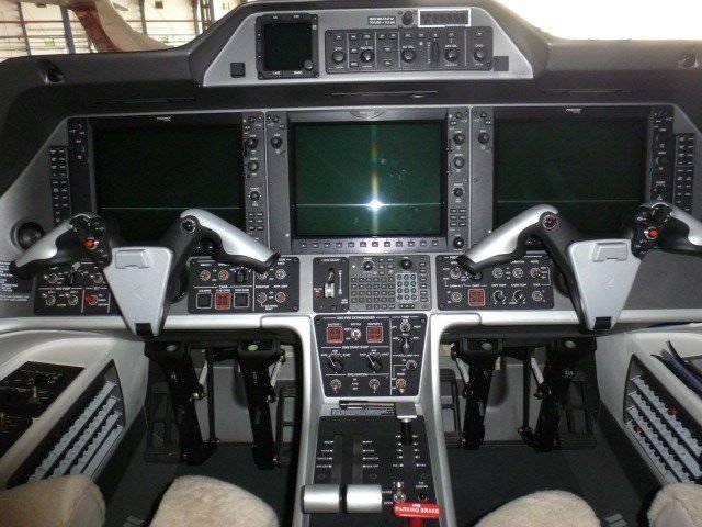 Phenom 300 2013 Phenom 300 2013