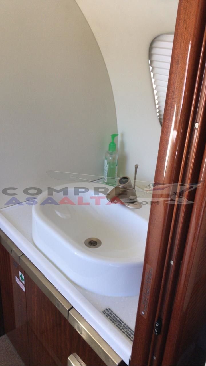 Embraer Phenom 300 2013 Embraer Phenom 300 2013