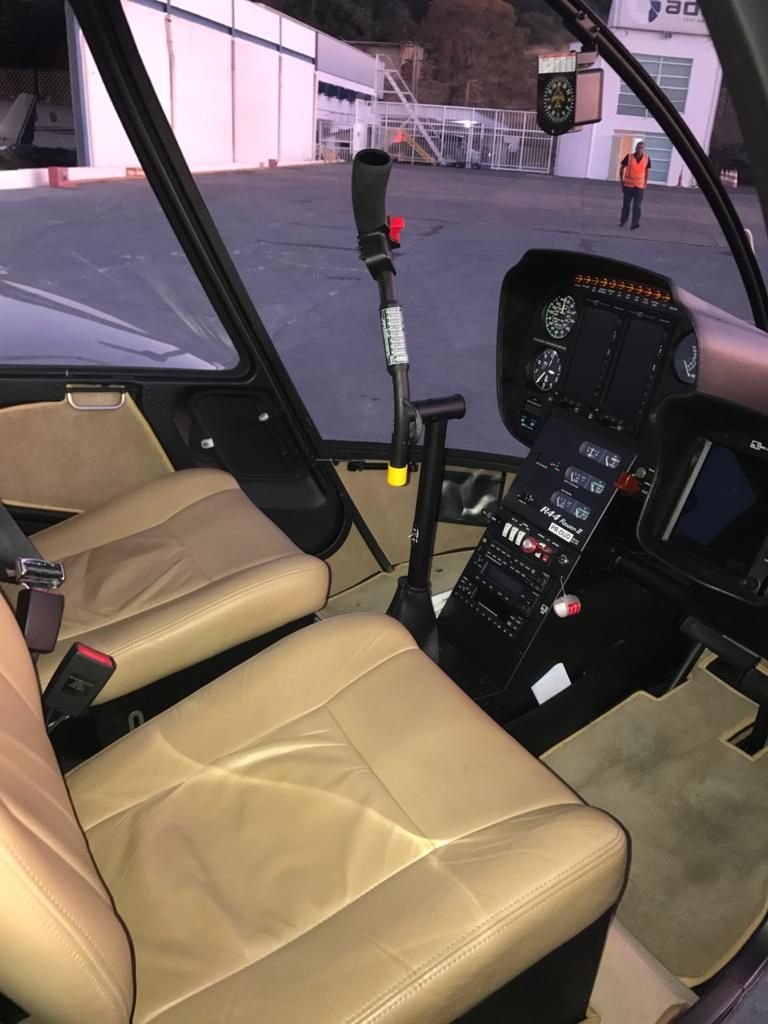 R44 Raven II 2015 R44 Raven II 2015