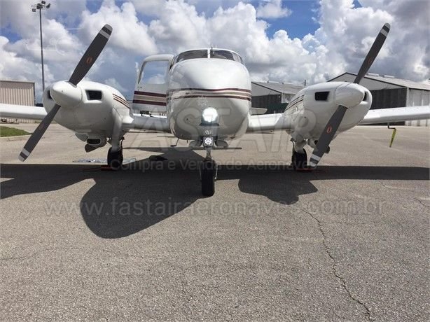 Piper PA-23-250 Aztec 1974 Piper PA-23-250 Aztec 1974