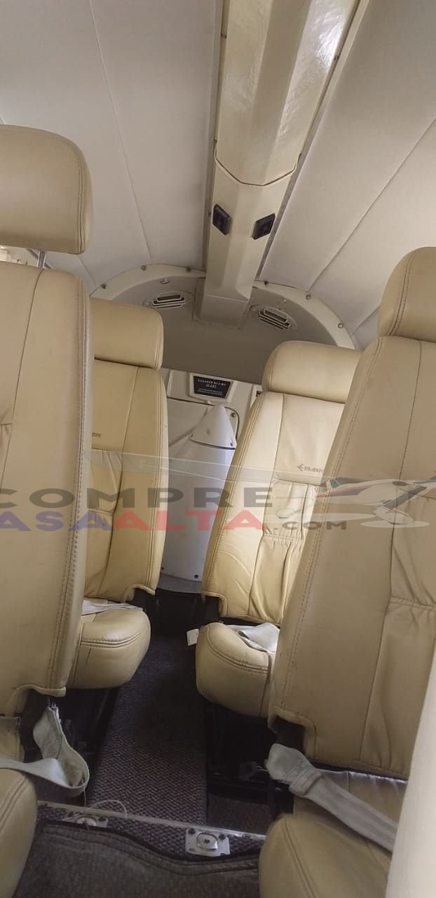 EMB-810C Seneca II 1977 EMB-810C Seneca II 1977