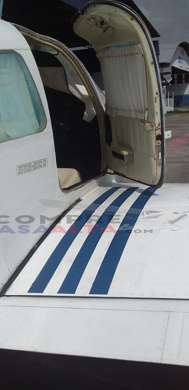 EMB-810C Seneca II 1977 EMB-810C Seneca II 1977