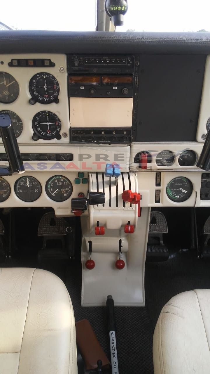 EMB-810C Seneca II 1977 EMB-810C Seneca II 1977