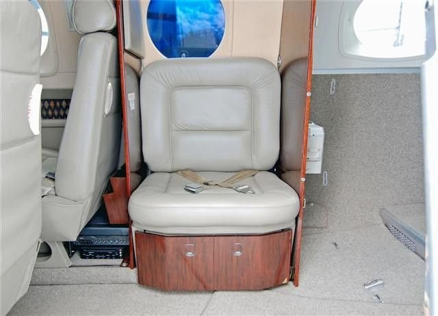 King Air C90B 1999 King Air C90B 1999