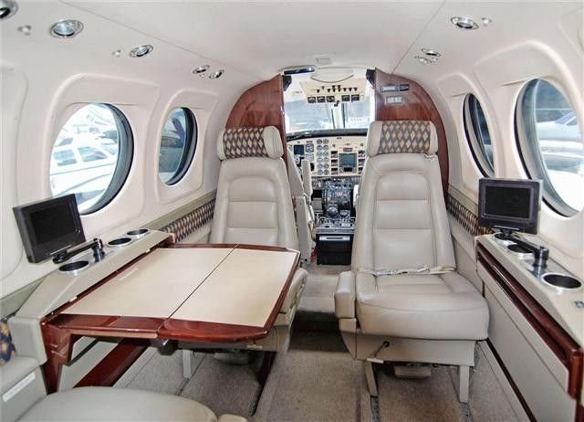 King Air C90B 1999 King Air C90B 1999