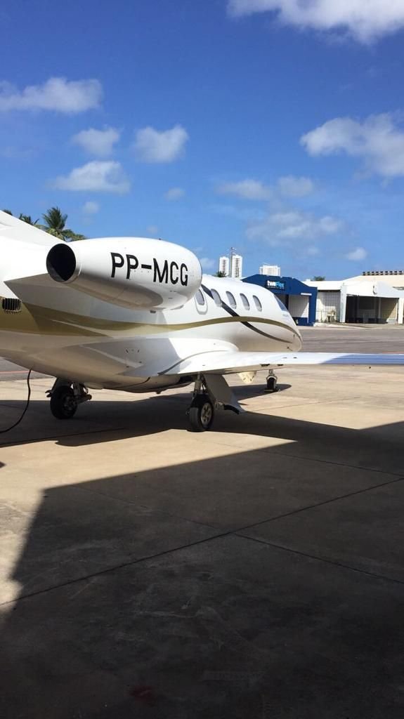 EMBRAER PHENOM 300 2013 EMBRAER PHENOM 300 2013
