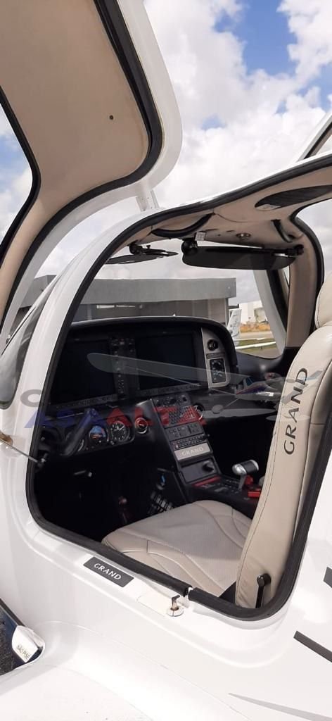 CIRRUS SR22 GRAND | Ano 2013 CIRRUS SR22 GRAND | Ano 2013