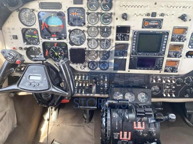 BEECHCRAFT KING AIR B200 1986 BEECHCRAFT KING AIR B200 1986