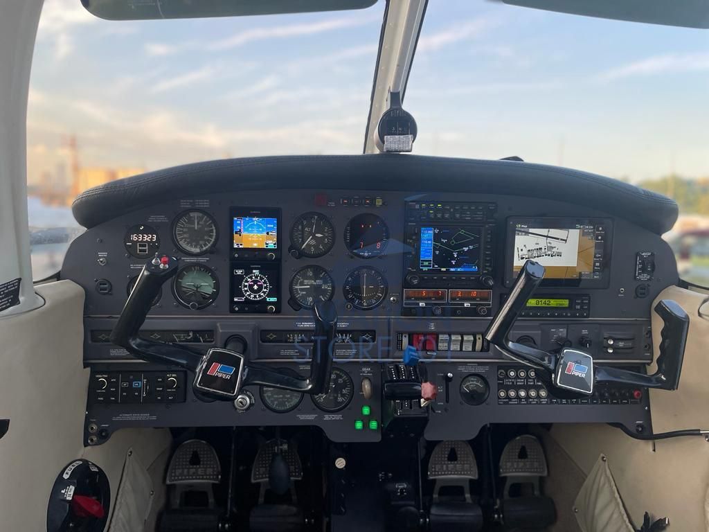 PIPER ARROW TURBO III | Ano 1977