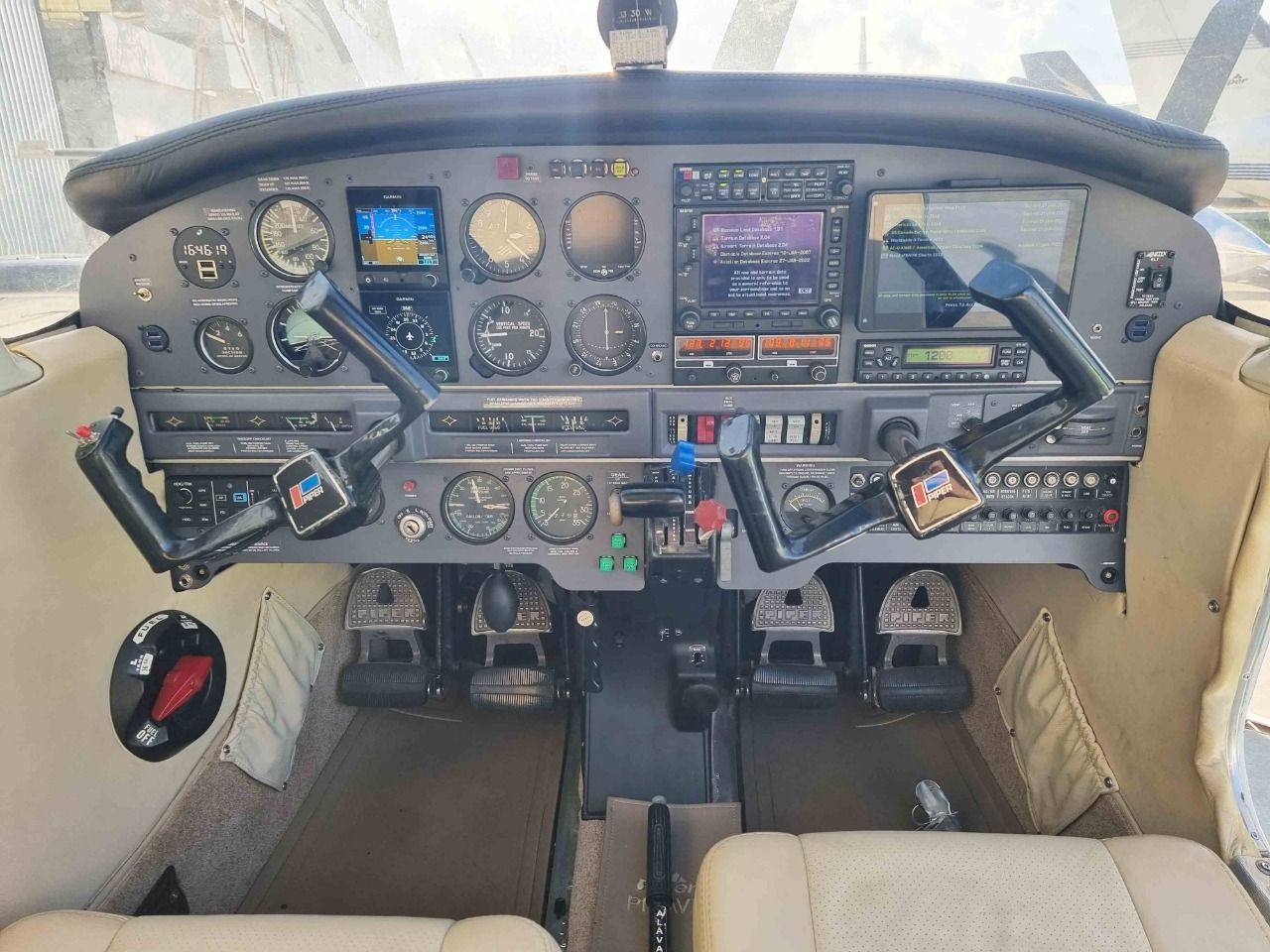 PIPER ARROW TURBO III | Ano 1977