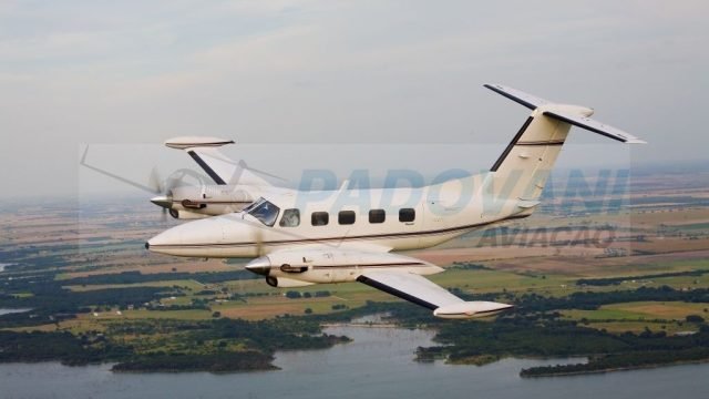 Piper PA-42-720 Cheyenne III 1982