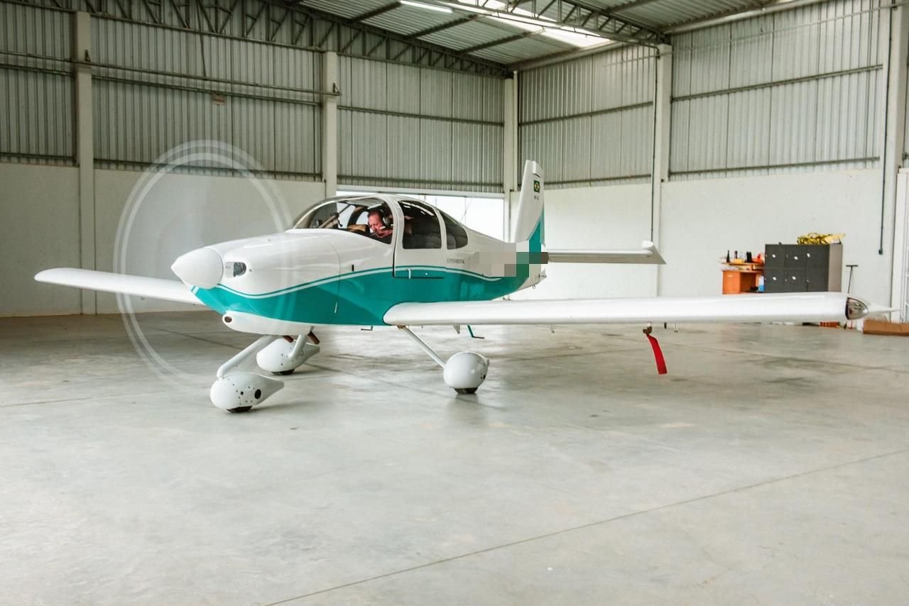 VAN’S AIRCRAFT RV-10 2011