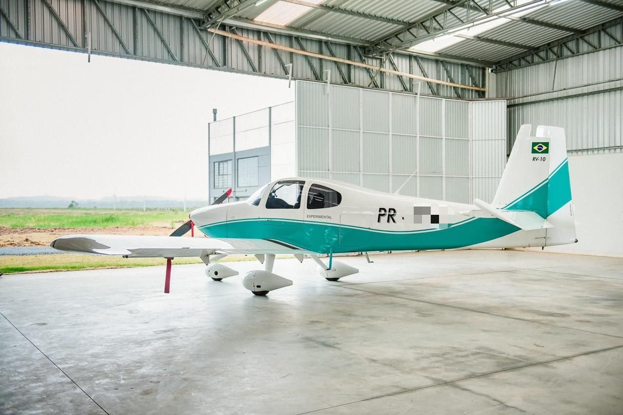 VAN’S AIRCRAFT RV-10 2011