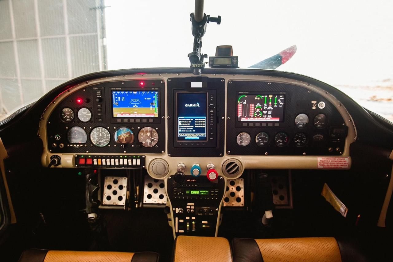 VAN’S AIRCRAFT RV-10 2011