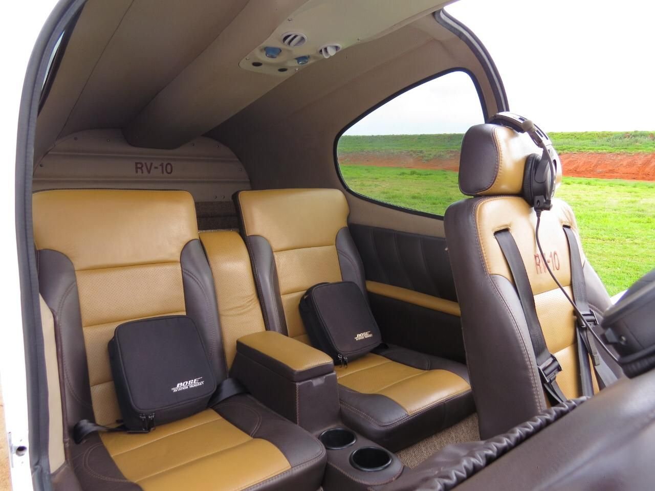 VAN’S AIRCRAFT RV-10 2011
