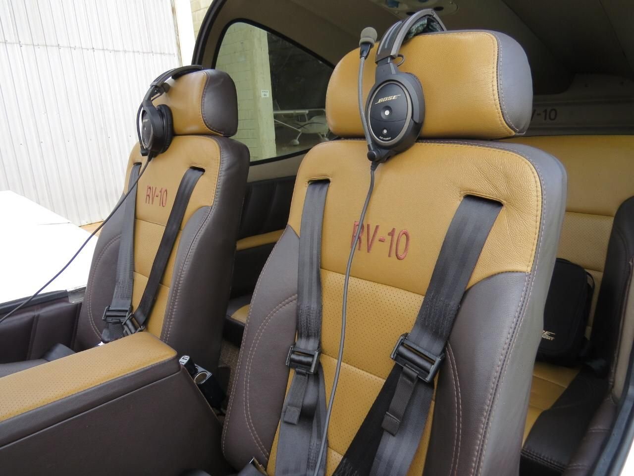 VAN’S AIRCRAFT RV-10 2011