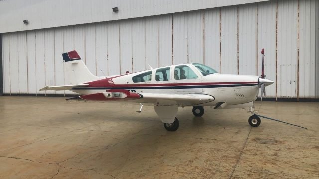 BEECHCRAFT BONANZA F33A 1988