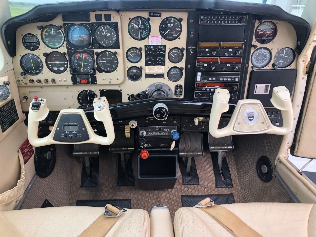 BEECHCRAFT BONANZA F33A 1988