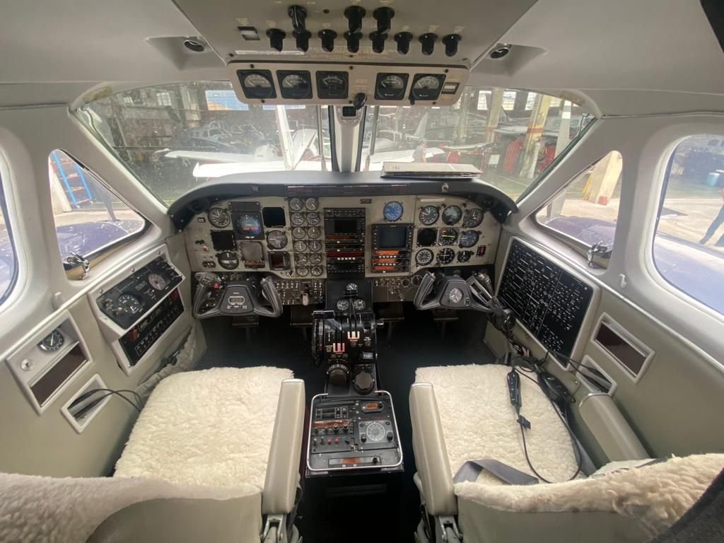 BEECHCRAFT KING AIR C90A 1985 BEECHCRAFT KING AIR C90A 1985