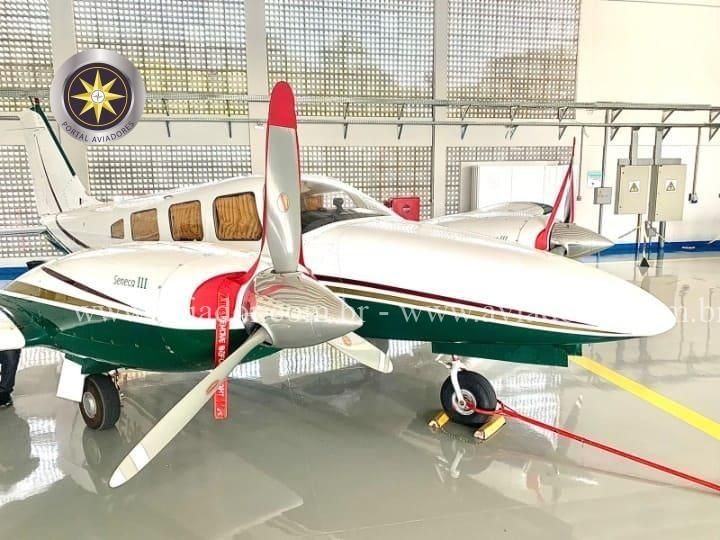 EMB-810D SENECA III 1987 EMB-810D SENECA III 1987