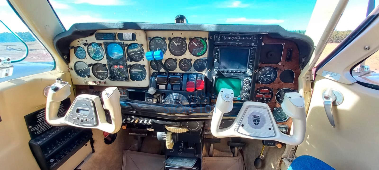 BEECHCRAFT BARON 58 1979