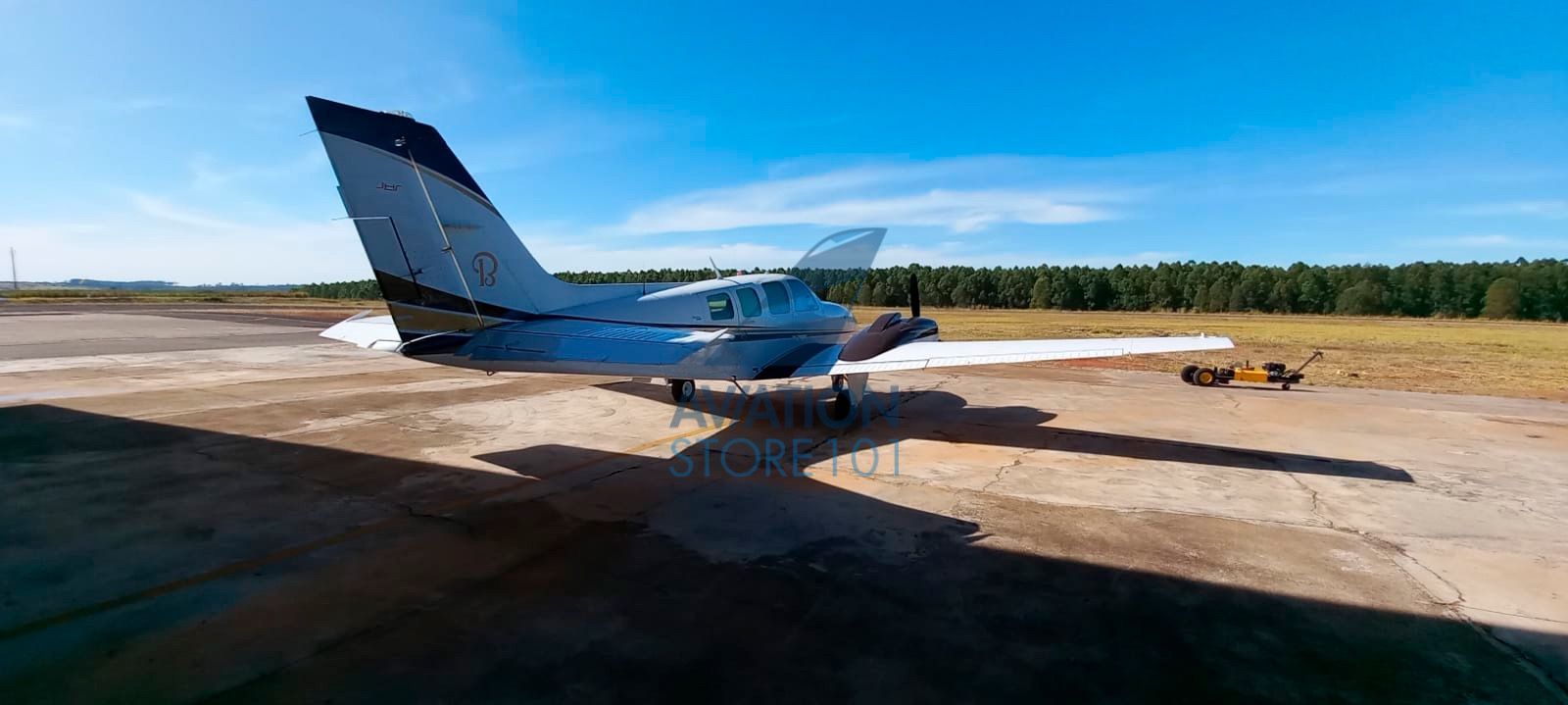 BEECHCRAFT BARON 58 1979