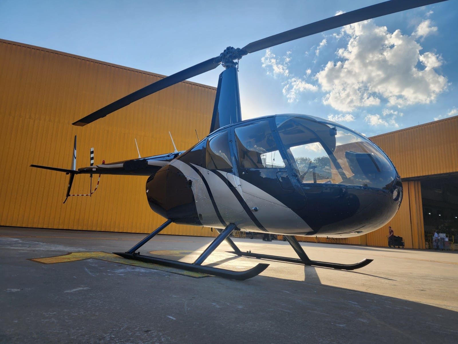 ROBINSON R44 RAVEN II 2008