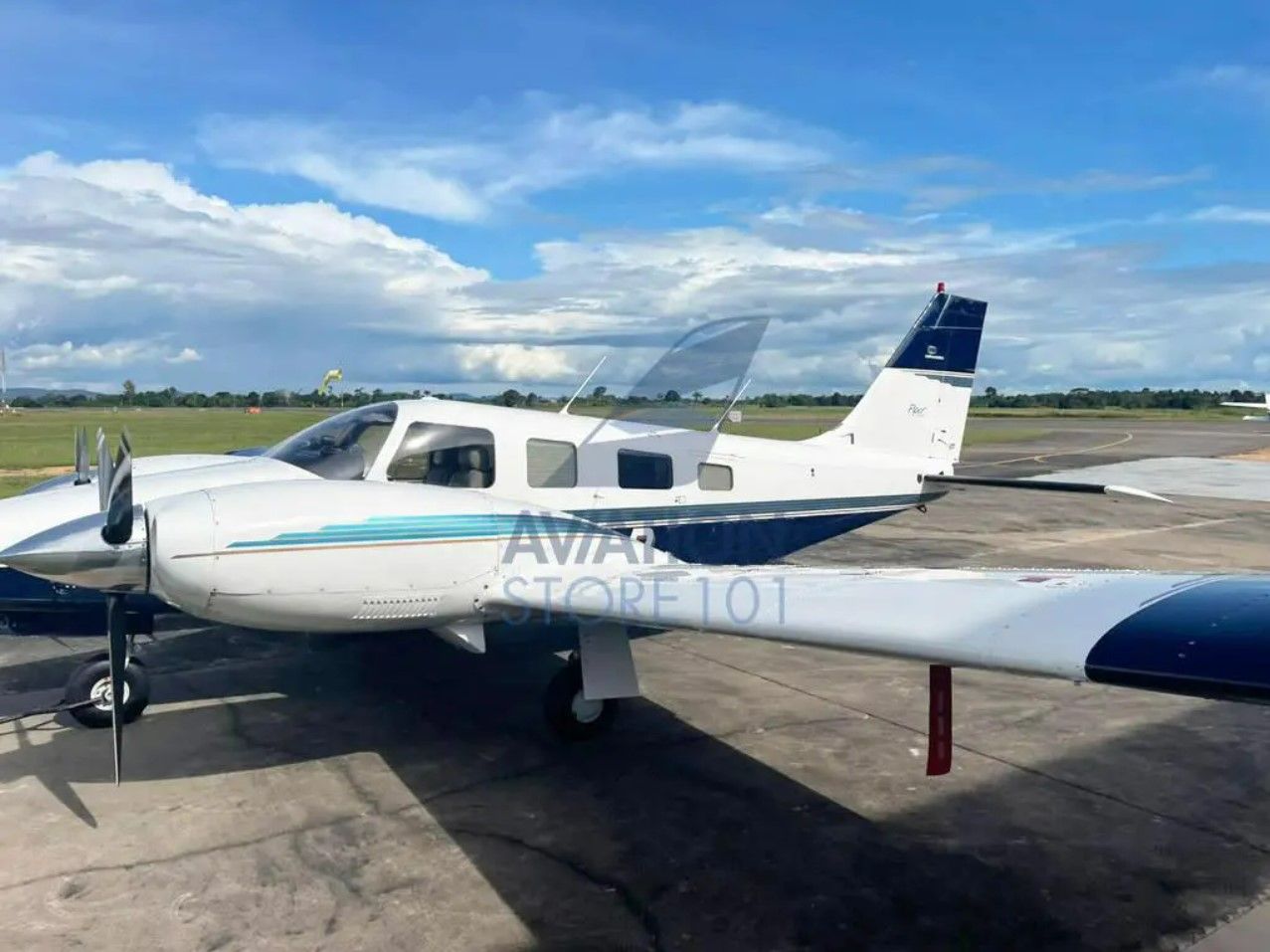 PIPER SENECA IV PA-34-220T 1994