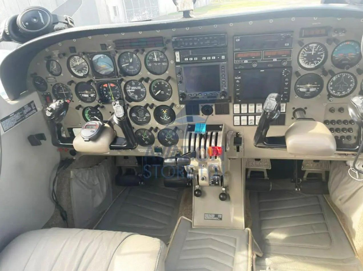 PIPER SENECA IV PA-34-220T 1994