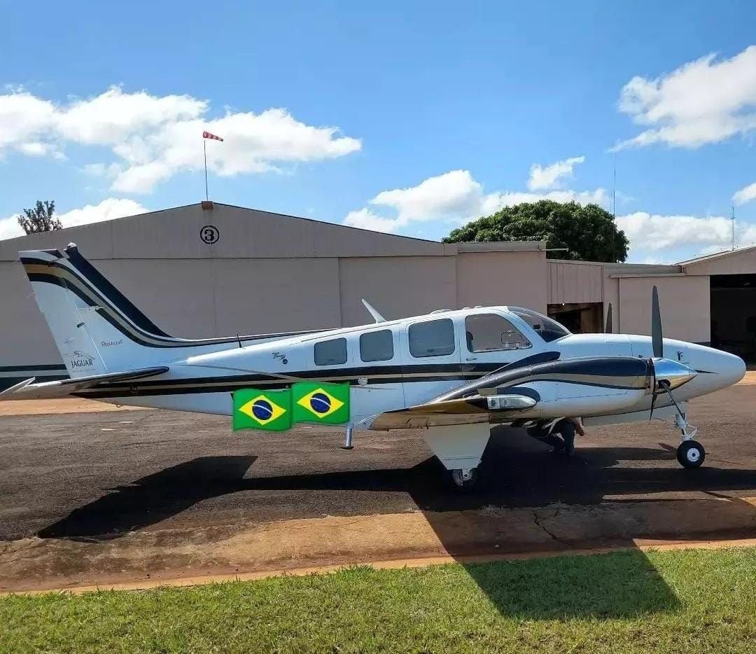 BEECHCRAFT BARON 58 2001