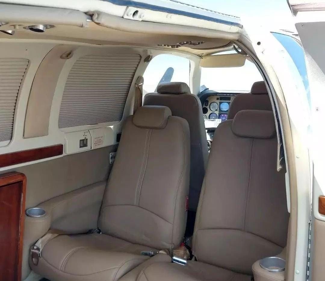 BEECHCRAFT BARON 58 2001