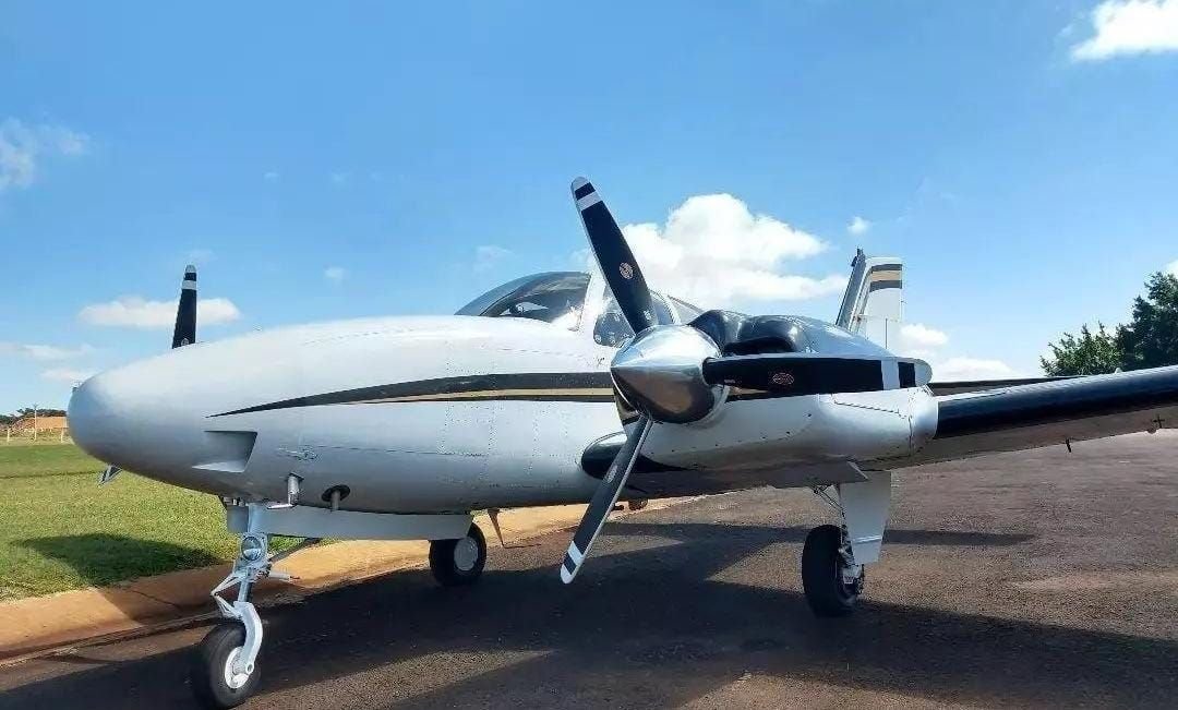 BEECHCRAFT BARON 58 2001