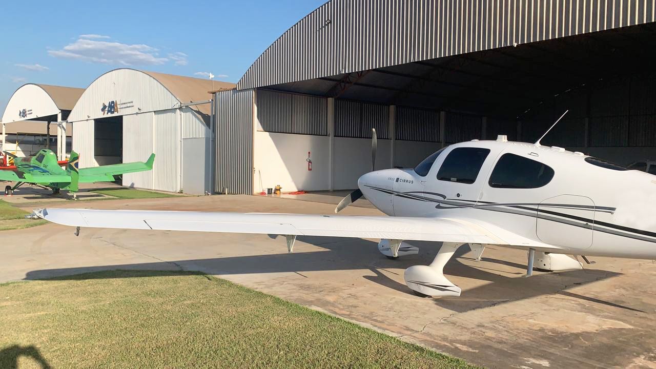 CIRRUS AIRCRAFT SR22 2011